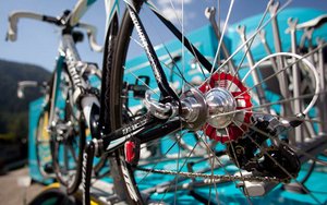 hybrid bikes